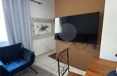 Apartamento com 2 quartos à venda na Manoel Garani, Retiro, Volta Redonda