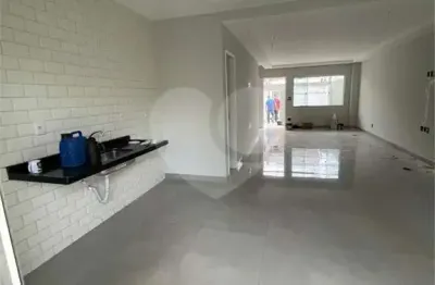 Casa com 3 quartos à venda na Quatro, Aero Clube, Volta Redonda