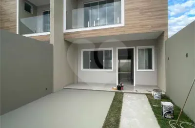 Casa com 3 quartos à venda na Quatro, Aero Clube, Volta Redonda