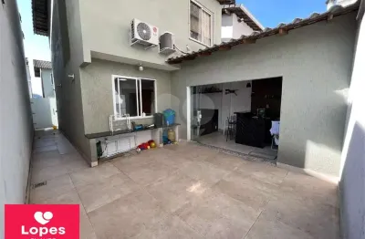 Casa com 3 quartos à venda no Retiro, Volta Redonda 