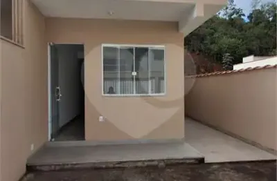 Casa com 2 quartos à venda na M, Centro, Pinheiral