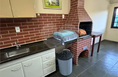 Casa com 3 quartos à venda na Quinhentos E Sessenta E Seis, Nossa Senhora das Graças, Volta Redonda