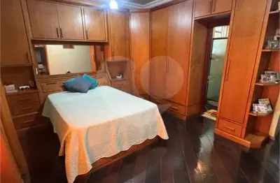 Apartamento com 4 quartos à venda na Rua Algenivea Lobo de Freitas, 128, Voldac, Volta Redonda