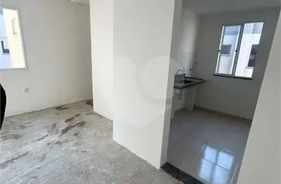 Apartamento com 2 quartos à venda na Manoel Garani, Retiro, Volta Redonda