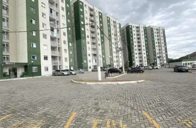 Apartamento com 2 quartos para locação em três poços - rj