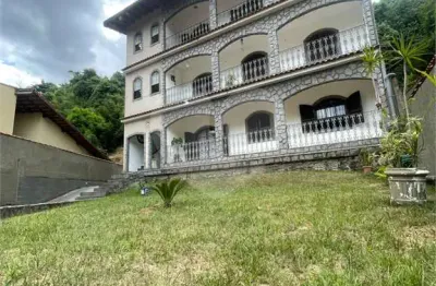Apartamento com 4 quartos à venda na Rua Sessenta e Dois-A, 85, Sessenta, Volta Redonda