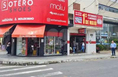 Sala comercial à venda na Rua Primeiro de Maio, 81, Aterrado, Volta Redonda