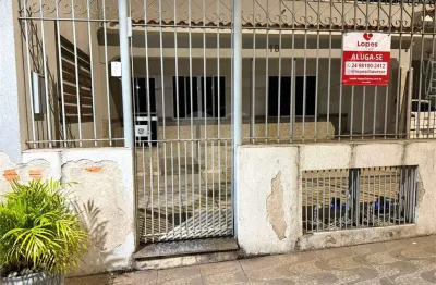 Casa comercial para alugar na Avenida Quinze de Novembro, 18, Vila Mury, Volta Redonda