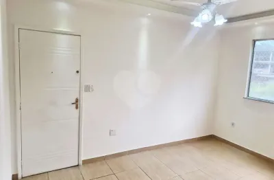 Apartamento com 2 quartos à venda na Rua Vasco da Gama, 35, Jardim Amália, Volta Redonda