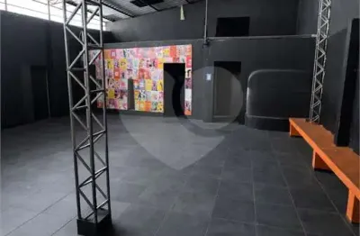 Barracão / Galpão / Depósito à venda no Centro, Volta Redonda 