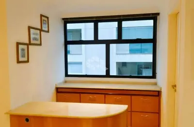 Sala comercial à venda próximo a avenida paulista com 83m2 e 3 vagas