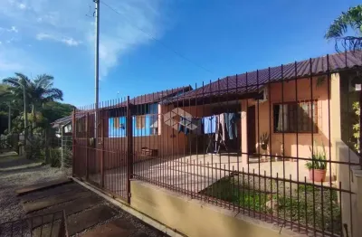 Casa com 2 quartos à venda na Piauí, 1253, Arroio Grande, Santa Cruz do Sul
