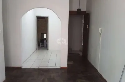 Apartamento térreo de 2 dormitórios e 1 vaga no bairro cristo redentor em porto alegre-rs!