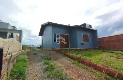 Casa com 2 dormitórios e pátio em santa cruz do sul