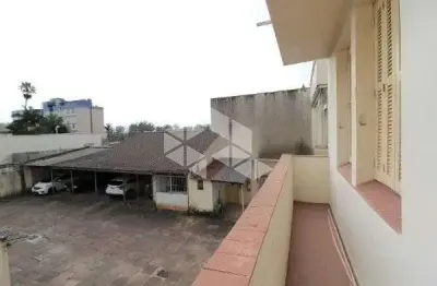 Apartamento 2 dormitórios com vaga de garagem no bairro floresta