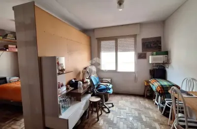 Jk/kitnet à venda, andar alto, rua carlos estevão, jardim leopoldina, próximo padaria colonial.