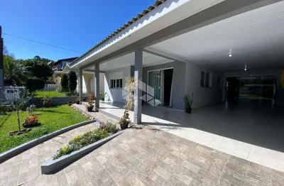 Casa com 3 quartos à venda na Rua Osvaldo Aranha, 601, Floresta, Estância Velha