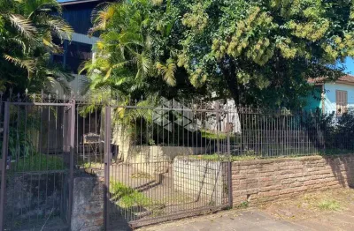 Casa com 2 quartos à venda na Raymundo Corrêa, 241, Floresta, Estância Velha