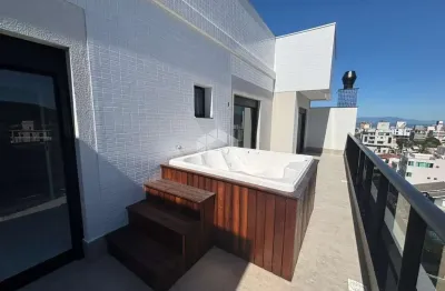 Cobertura vista mar com três suítes no canto grande bombinhas sc