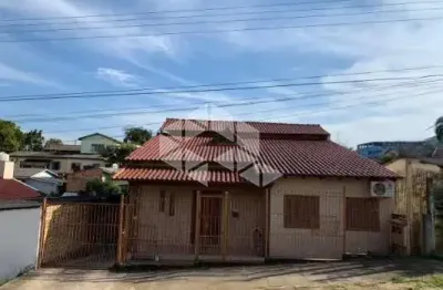 Imóvel três dormitórios a venda bairro santa isabel