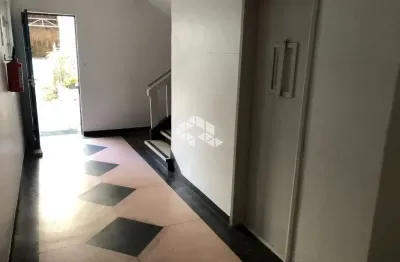 Apartamento com 2 quartos à venda na Rua Marcelo Gama, 368, São João, Porto Alegre