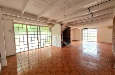 Loja com 140m² privativos no bairro floresta porto alegre