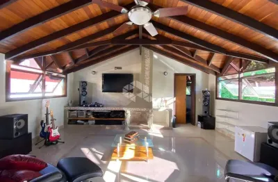 Casa 03 dormitórios com 263m² privativos próximo a sogipa e pastor dohms- higienópolis