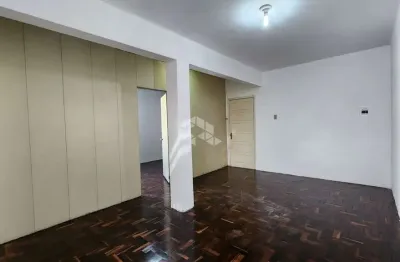 Ampla sala comercial no centro com divisórias, para 2 consultórios em porto alegre