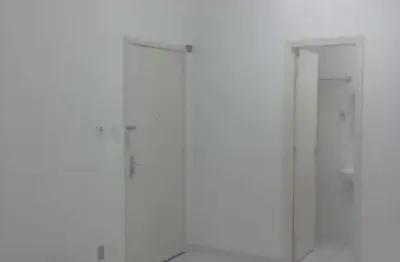 Atenção investidor! sala comercial a venda no centro histórico de porto alegre.