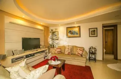 Cobertura Triplex de 2 dormitórios de 162,59 m² com possibilidade de 3º quarto no bairro Menino Deus.