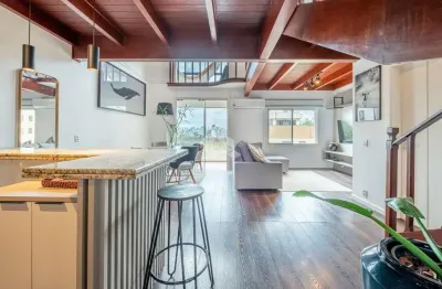 Apartamento Duplex com 89m² e 1 dormitório, 1 suíte, 1 vaga no bairro Moinhos de Vento