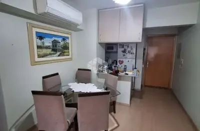 Apartamento mobiliado a venda no bairro cavalhada, 3 quartos 1 suíte
