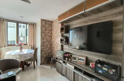 Cobertura, 3 dormitórios, 1 suíte, 2 vagas cobertas lado a lado, terraço com churrasqueira, lareira, bairro cristal, porto alegre/rs