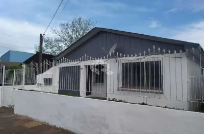Casa de 2 dormitórios no bairro rio branco- canoas!