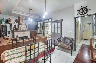Apartamento 2 dormitórios no bairro floresta em porto alegre/rs
