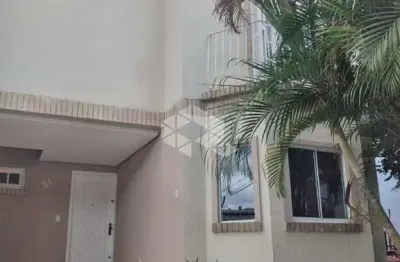 Casa em condomínio fechado .(03) dormitórios/quartos sendo (01) suíte zona sul