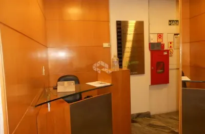 Sala comercial em prédio com elevador no bairro auxiliadora