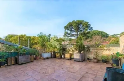 Casa com 3 quartos à venda na Rua Nunes, 200, Medianeira, Porto Alegre