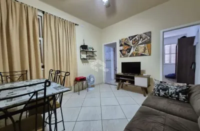 Apartamento Térreo com Dois Pátios - Conforto, Praticidade e Localização Imbatível!