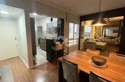 Apartamento 3 dormitorios, reformado, 1 vaga coberta, no bairro bom fim