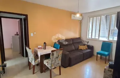 Apartamento de 2 quartos no bairro partenon em porto alegre /rs