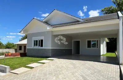 Casa com 3 quartos à venda na Avenida Leo Kraether, 18000, Country, Santa Cruz do Sul