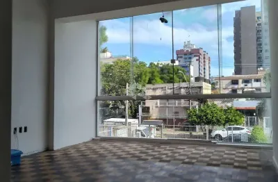 Apartamento 2 dormitórios no menino deus perto orla e hospital menino deus