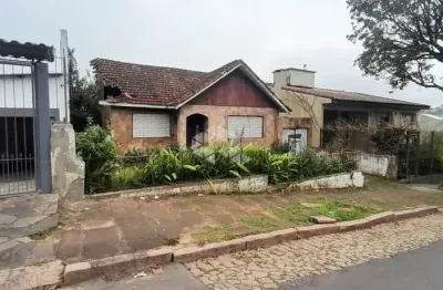 Casa com 3 quartos à venda na Rua Doutor Ney Cabral, 363, Nonoai, Porto Alegre