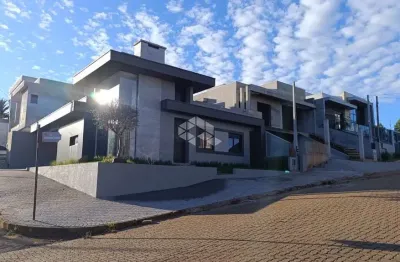 Casa de 3 dormitórios, sendo 1 suíte, garagem coberta, espaço social com piscina . bairro bela vista em estancia velha.  aceita financiamento e fgts!