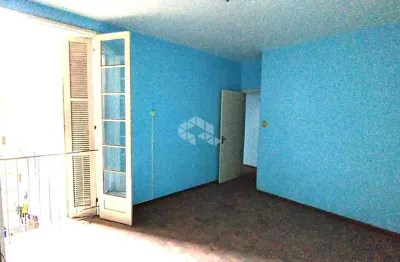 Apartamento 2 dormitórios, 1 banheiro no bairro centro histórico, porto alegre, no condomínio imperatriz