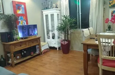 Apartamento com 35 m² e 1 quarto à venda no bairro partenon