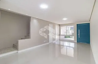 Casa com 3 dormitórios, no Bairro Espírito Santo, Porto Alegre