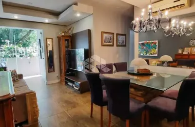 Apartamento com 3 quartos à venda na Avenida Arnaldo Bohrer, 175, Teresópolis, Porto Alegre