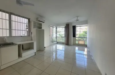 Sala comercial à venda na Avenida Cristóvão Colombo, 2144, Floresta, Porto Alegre